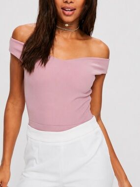 Missguided Bardot Crepe Bodysuit in Mauve